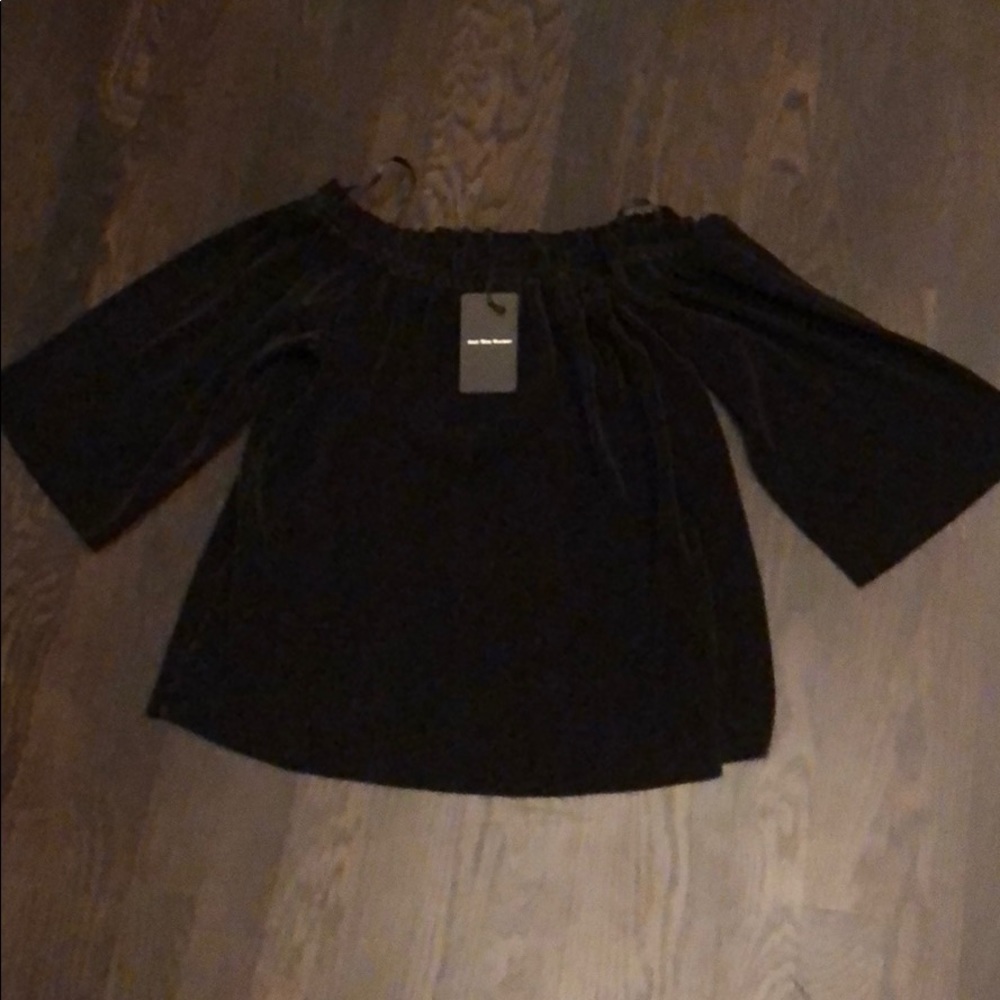 Long sleeve off the shoulder black shirt